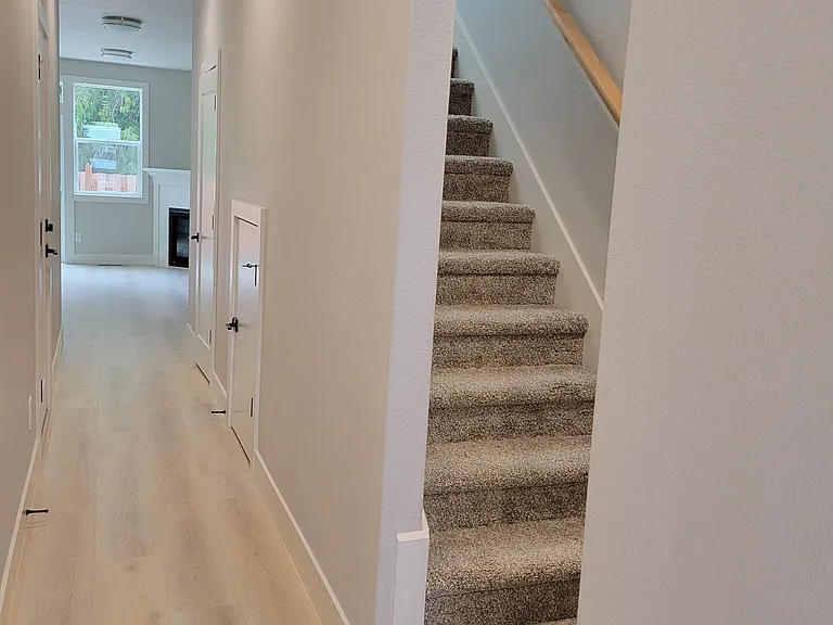 3498 SW Mayfield Ter — Photo 8