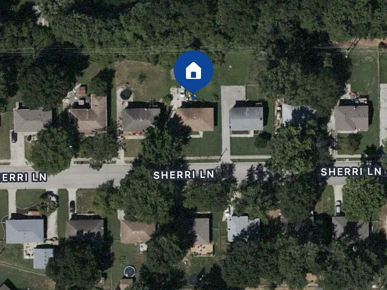 116 Sherri Ln — Photo 3