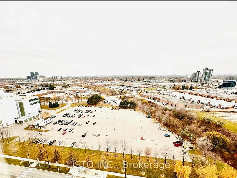 8 Lee Centre Dr #2009 — Photo 15