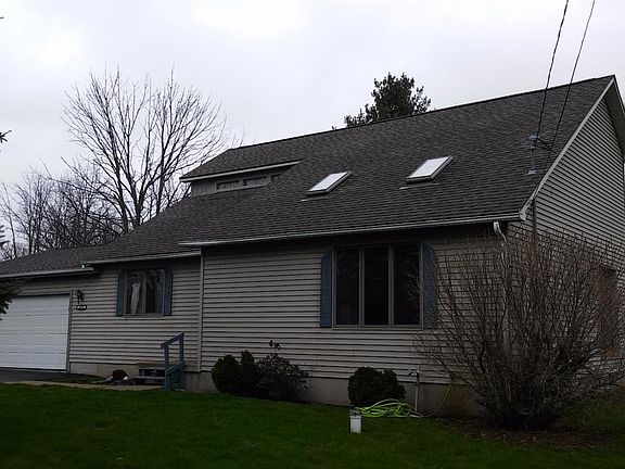 2nd image of 2370 Natzke Ct