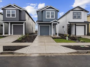366 E London Way, Newberg, OR 97132