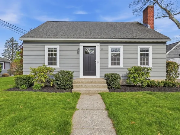 37 Summer St, Shrewsbury, MA 01545