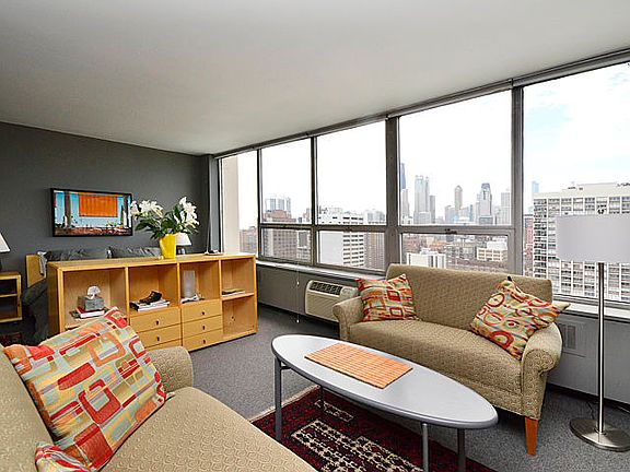 2nd image of 70 W Burton Pl APT 2606F