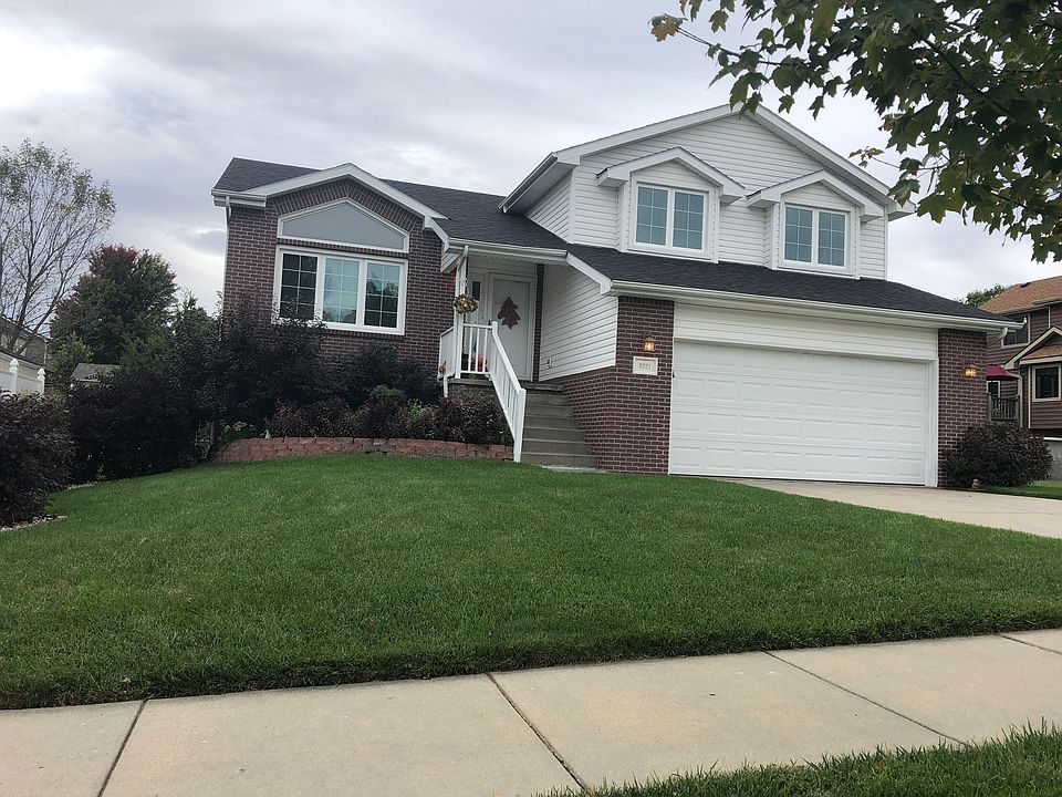 1st image of 3221 Yuma Ln