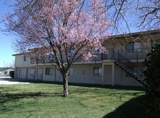 21301 Golden Hills Blvd APT F, Tehachapi, CA 93561