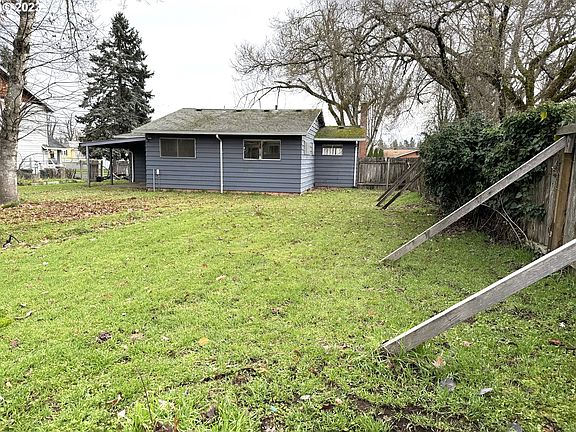 4th image of 442 NW 4th Ave