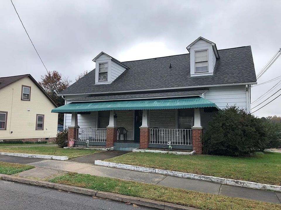 1st image of 10 Glen Oak Dr
