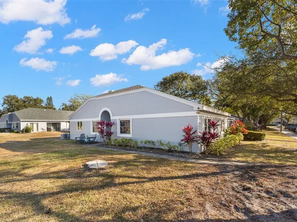 1414 Cadhay Ct, Safety Harbor, FL 34695