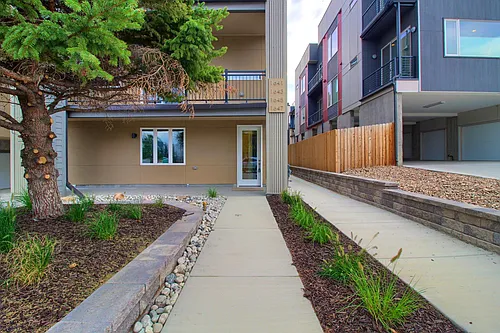 1641 King St Photo 1