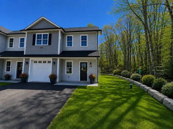 22 Wilson Rd #B, Millbury, MA 01527