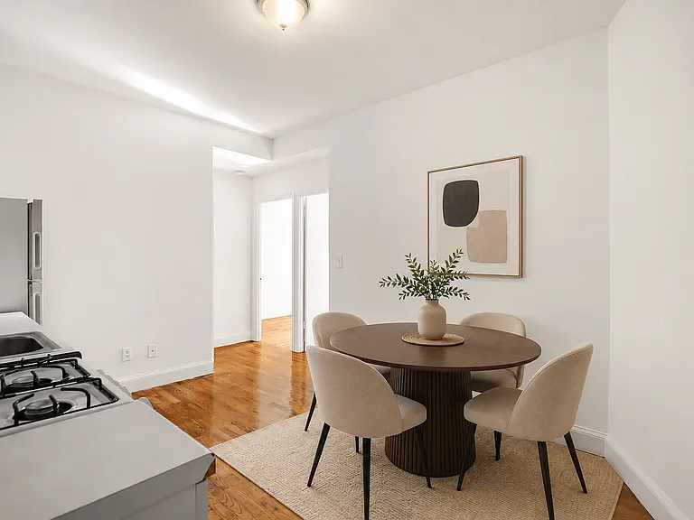 101 Thompson St #18 — Photo 2