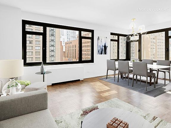 3rd image of 160 E 65th St APT 6F