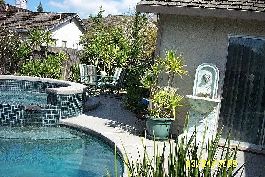 yard from sideyard