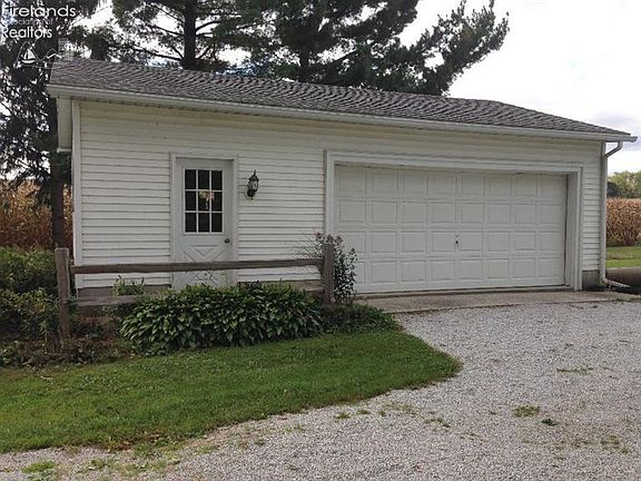 4th image of 1417 W County Road 90