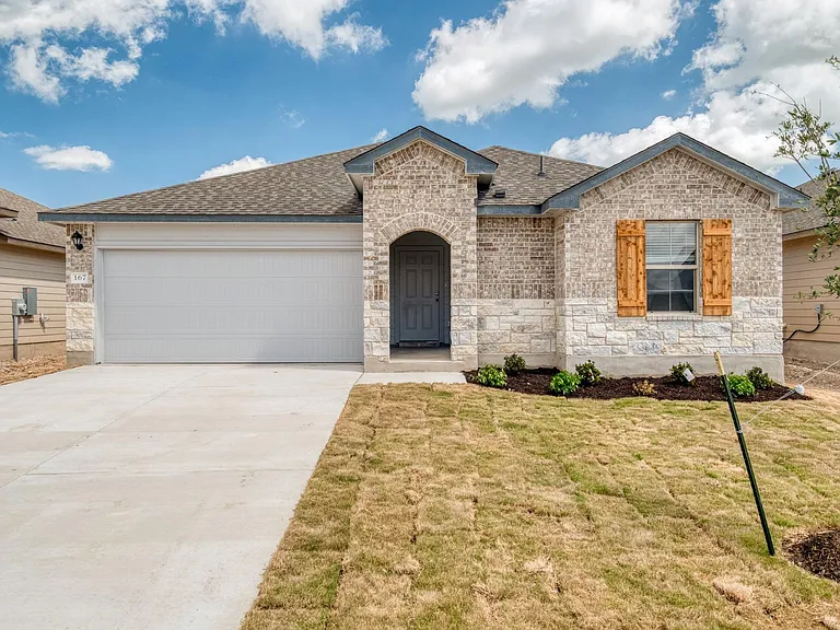 167 McNamara Ct — Photo 1