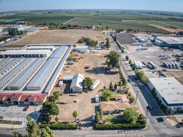1055 E Dinuba Ave, Reedley, CA 93654