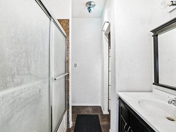 2nd image of 12505 Eagle Rock Ave NE