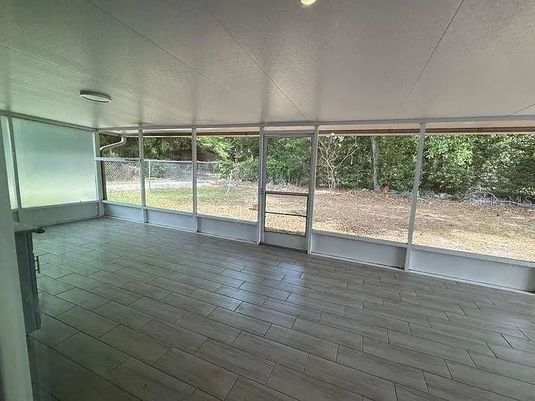 1745 N Lakewood Ave — Photo 3