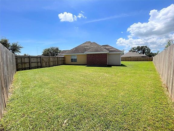 5th image of 137 Cottage Grv