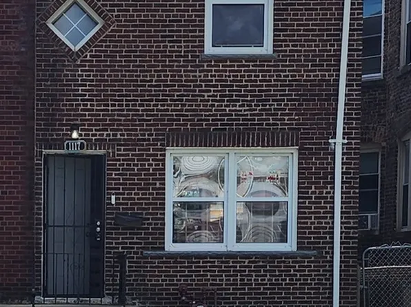 1117 E 82nd Pl, Chicago, IL 60619