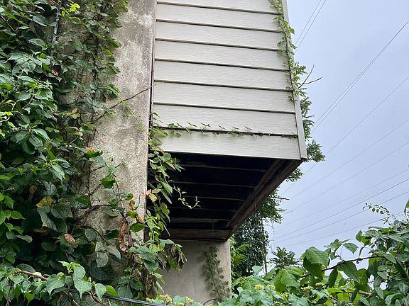 5th image of 1928 N Newkirk St
