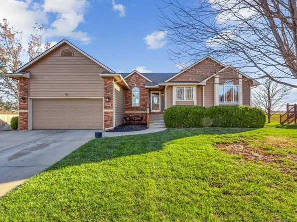 1955 E Quail Run, El Dorado, KS 67042