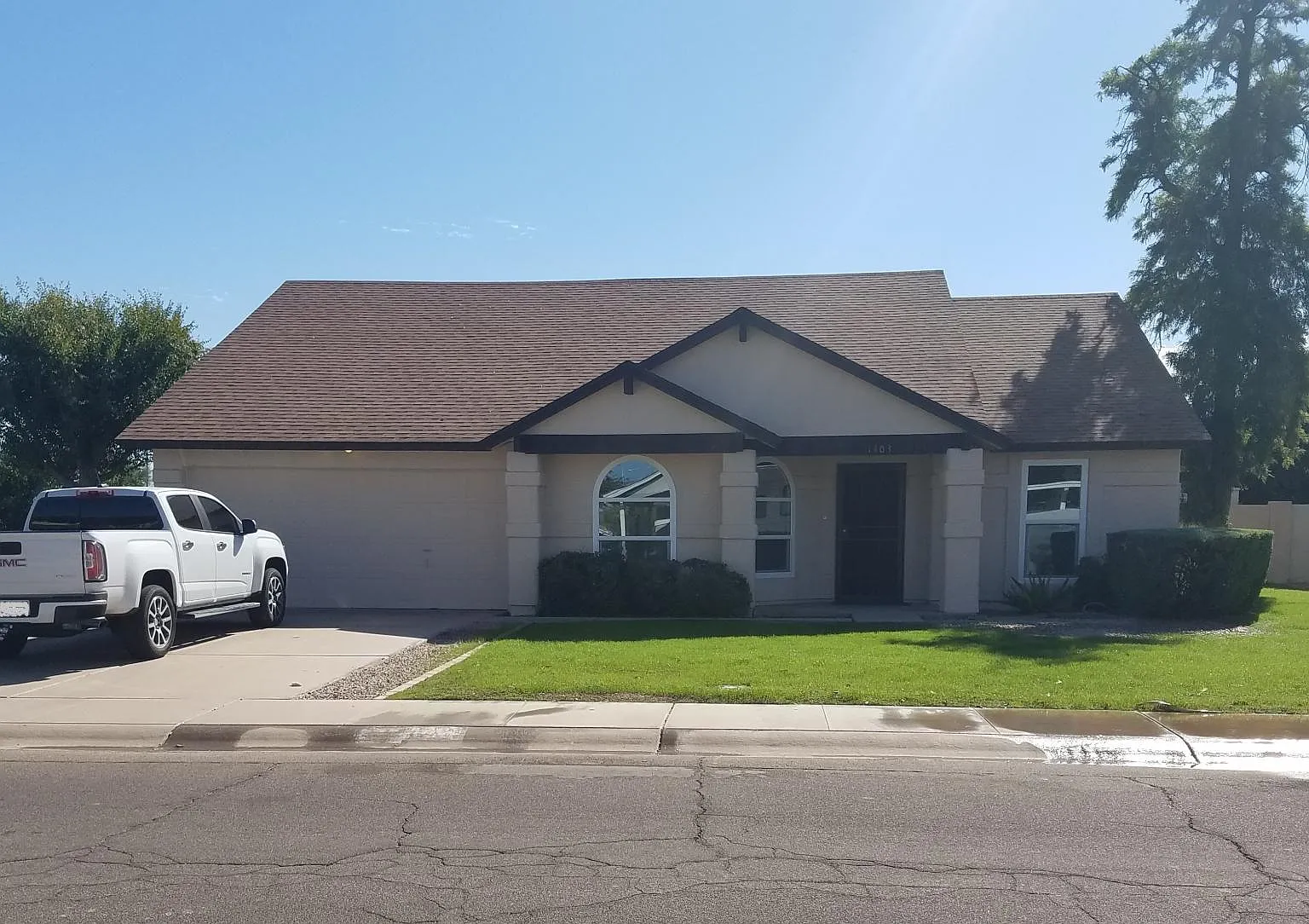 3 bed, 1577 sqft, $2,500 — Photo 1