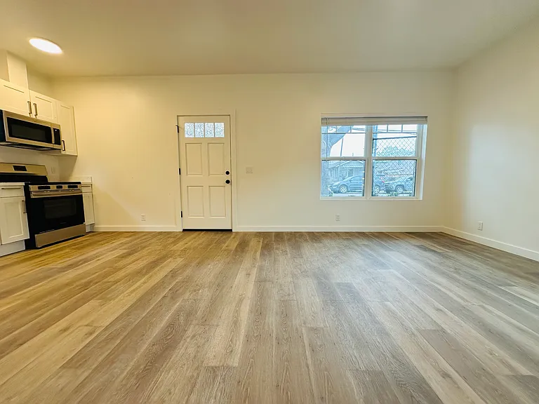 210 S Voluntario St #1 — Photo 2