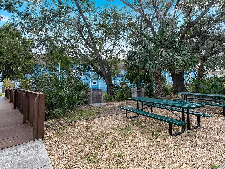 2735 N Poinciana Blvd #100 — Photo 14
