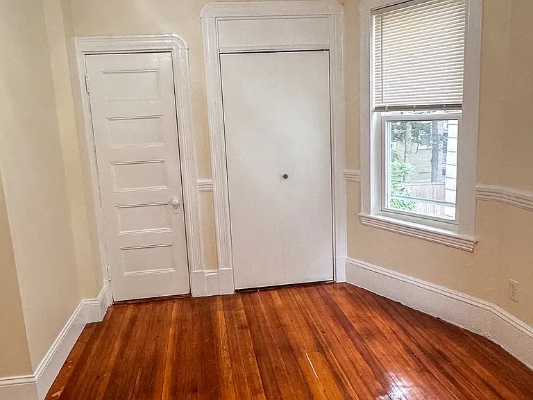 35 Hollander St #2 — Photo 14