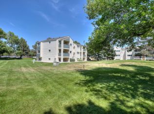 Cimarron Square Apartments, Fort Collins, CO 80526