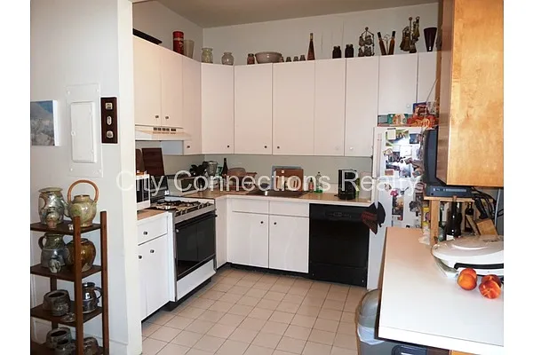 Rented by City Connections Realty | media 21