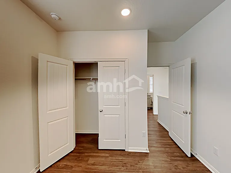 2706 Brogan Crk — Photo 14