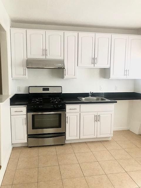 1st image of 455 Ramsell St