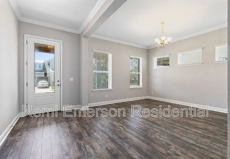 9211 Neher St — Photo 3