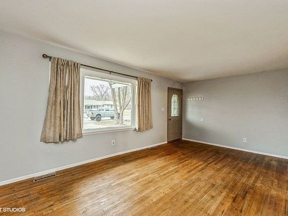 2nd image of 4418 Parkway Ave