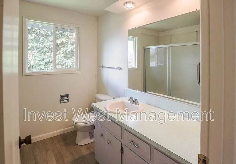 2920B Harney St — Photo 20