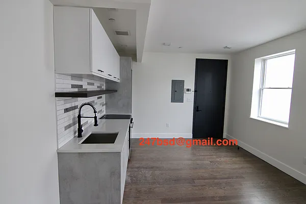 Rented by Lucky Apt Inc | media 58