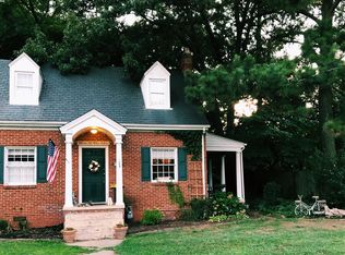 165 Chesterfield Ave, Colonial Heights, VA 23834