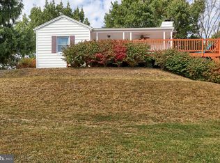 981 Cranes Gap Rd, Carlisle, PA 17013