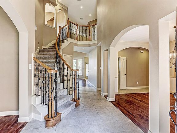 2nd image of 21110 Falcon Creek Ct