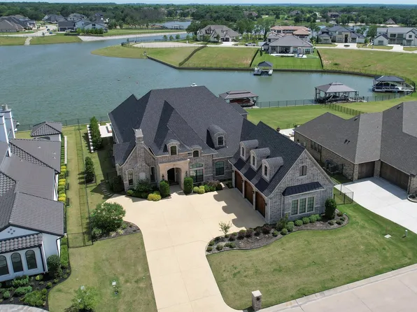 6215 Lakeside Dr, Fort Worth, TX 76179