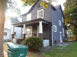 565 Prindle St, Sharon, PA 16146