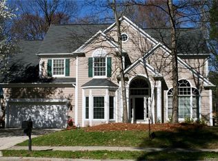 5323 Fairvista Dr, Charlotte, NC 28269