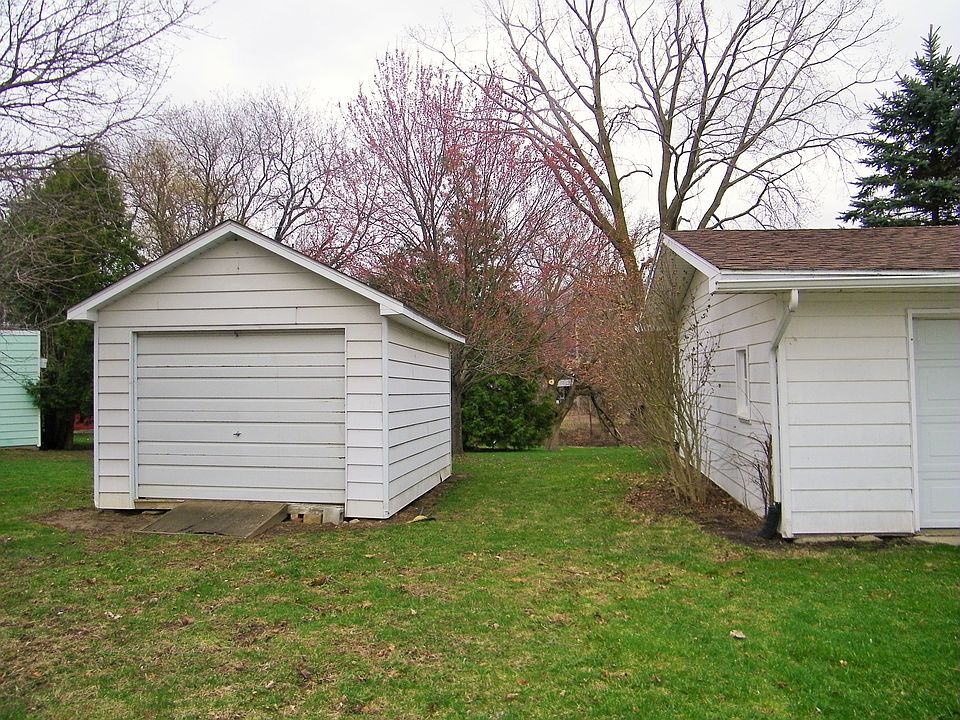 2nd image of 3946 Orr Dr