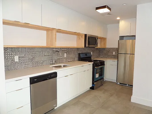 Rented by East Coast Management Solutions | media 9