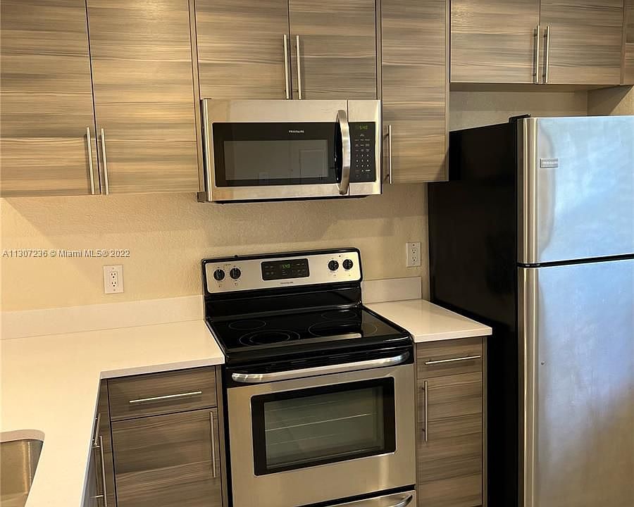 1st image of 3826 Whitehall Dr APT 101