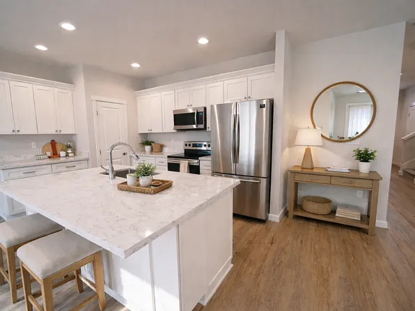 4973 Onalaska Loop SE, Port Orchard, WA 98367