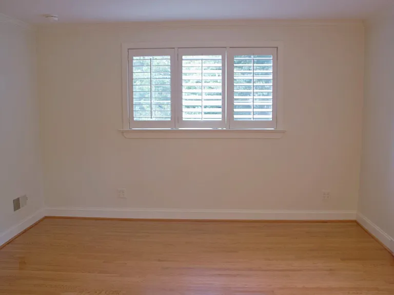 616 Walker Rd — Photo 28
