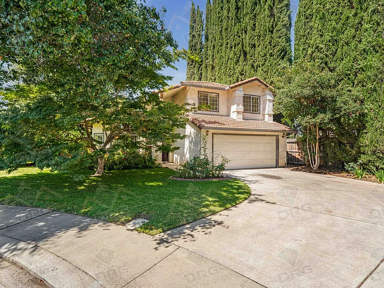 2101 Finley Ct — Photo 2